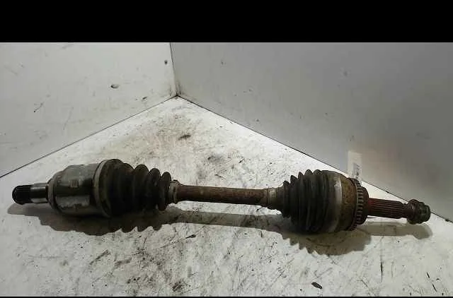 Transmission avant gauche TOYOTA AVENSIS II occasion