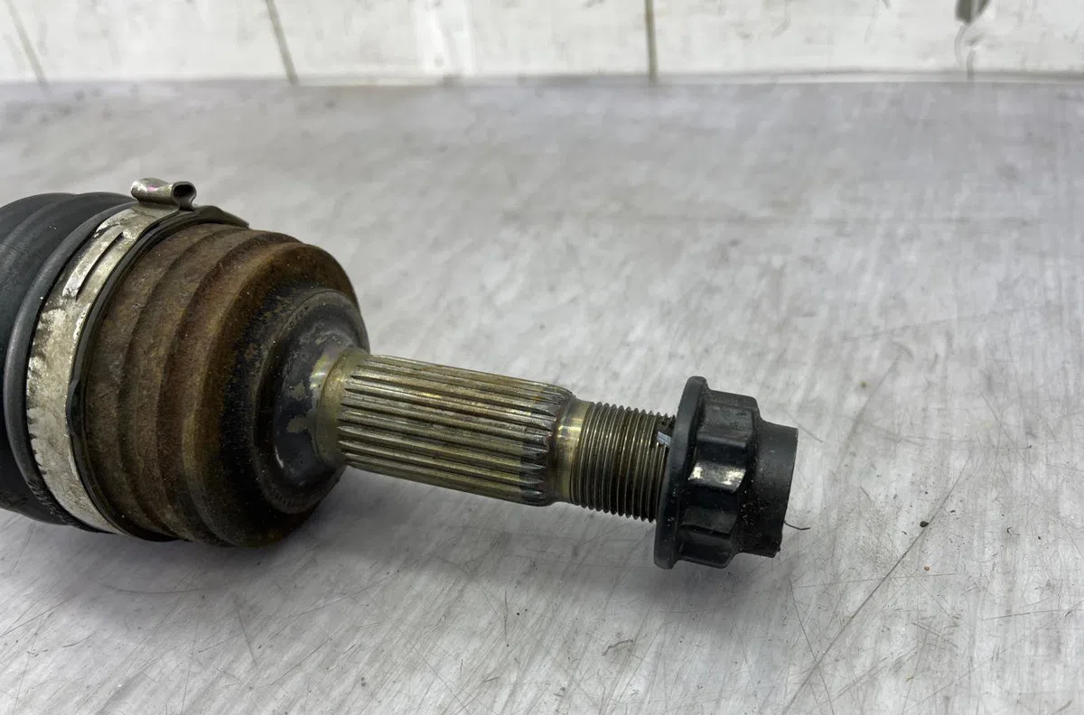 Transmission avant gauche TOYOTA AYGO 1 PHASE 2 occasion