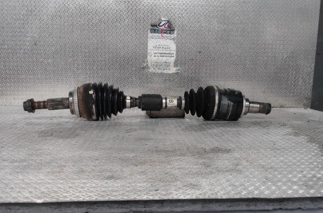 Transmission avant gauche TOYOTA COROLLA VERSO 2  COROLLA VERSO 2 PHASE 2 occasion