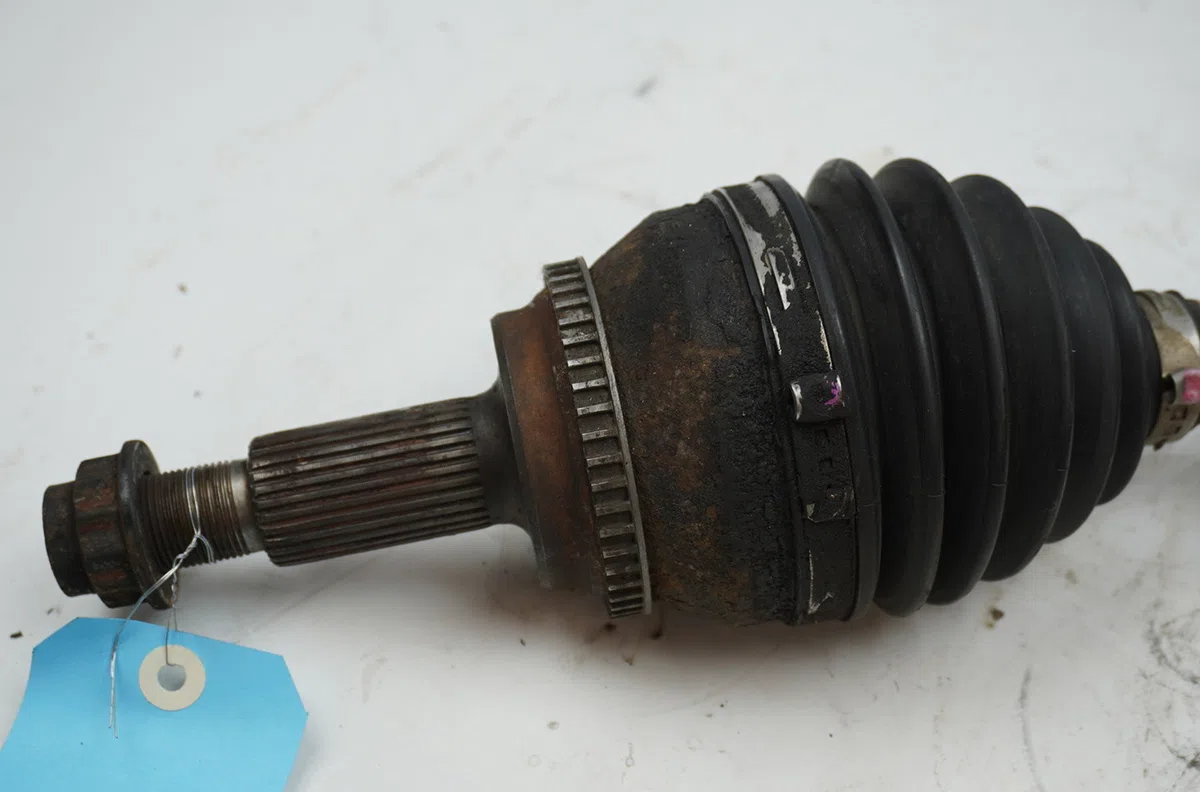 Transmission avant gauche Toyota COROLLA Verso (ZER_, ZZE12_, R1_) 2.2 d-4d (aur10_) (2005-2009) 5 portes occasion