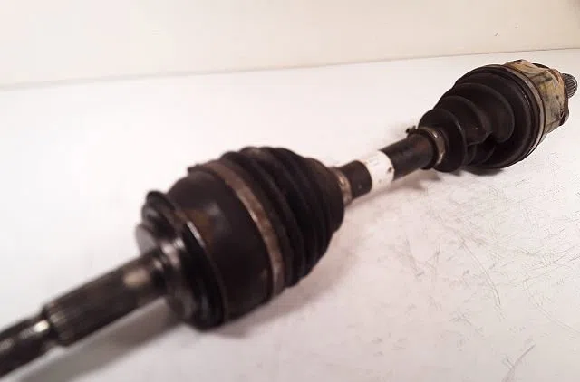 Transmission avant gauche Toyota HILUX VII Pick-up (_N1_, _N2_, _N3_) 2.5 d-4d 4wd (kun25_) (2006-2015) occasion