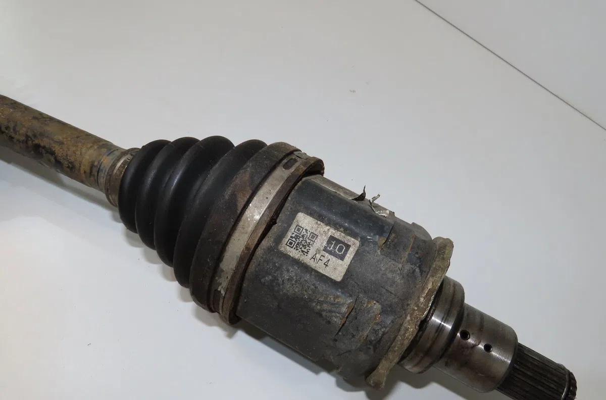 Transmission avant gauche Toyota RAV 4 II (_A2_) 2.0 d 4wd (cla20_, cla21_) (2001-2005) occasion