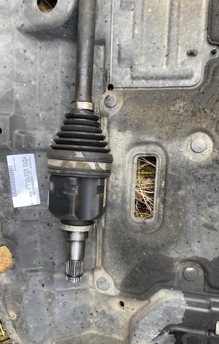 Transmission avant gauche TOYOTA URBAN CRUISER occasion