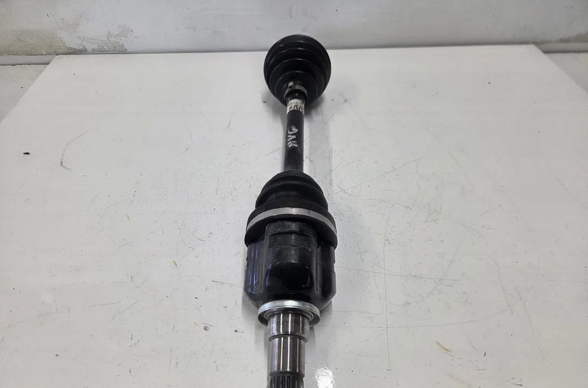 Transmission avant gauche TOYOTA YARIS 3 PHASE 2 occasion