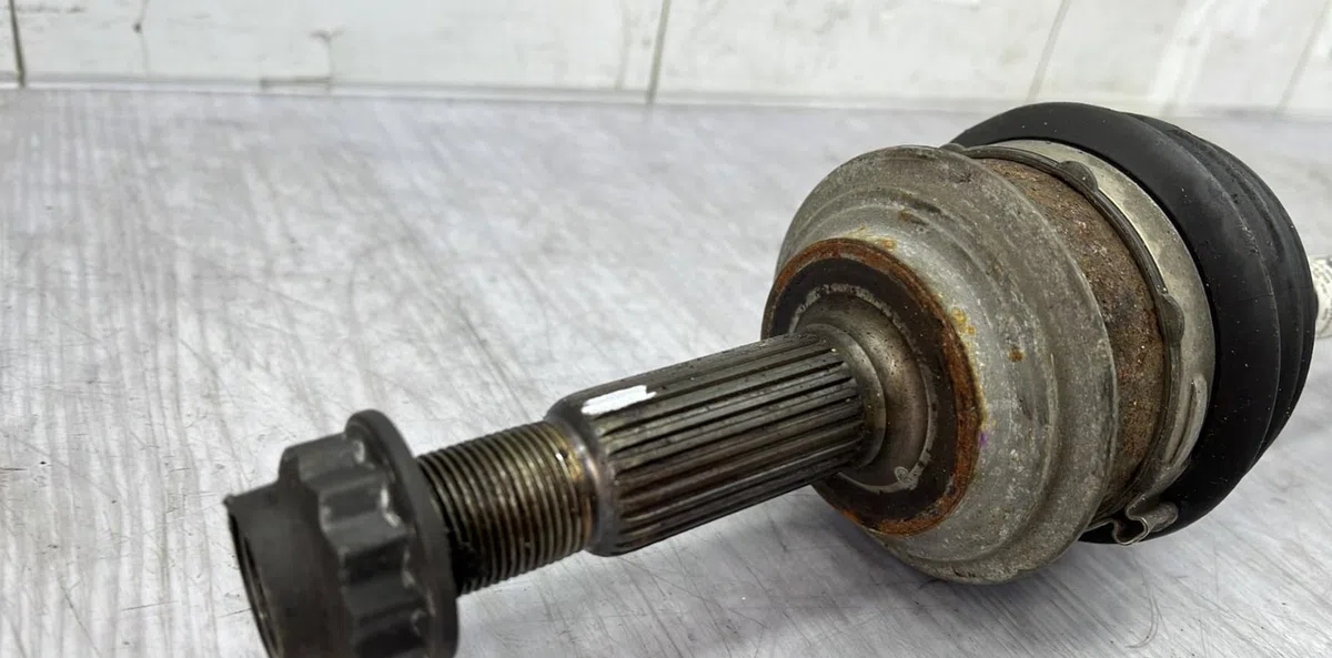 Transmission avant gauche TOYOTA YARIS 3 PHASE 2 occasion