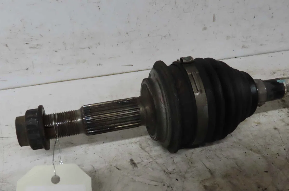 Transmission avant gauche TOYOTA YARIS II occasion