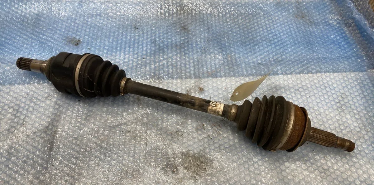 Transmission avant gauche Toyota YARIS (_P13_) 1.4 d (nlp130_) (2011) occasion