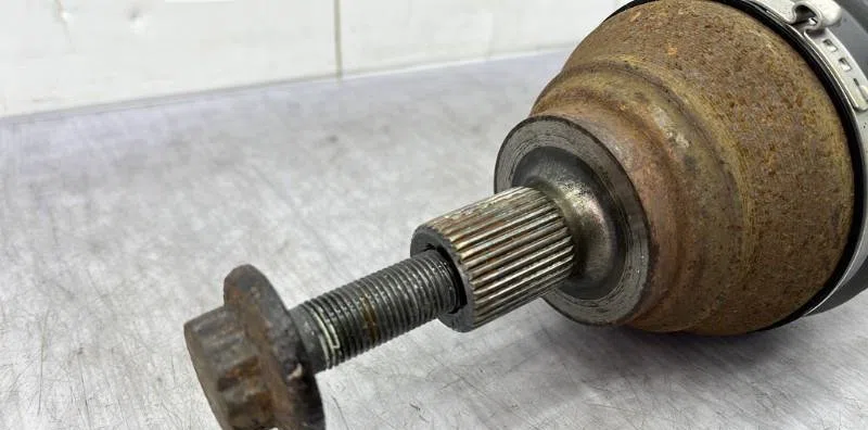 Transmission avant gauche VOLKSWAGEN GOLF 7 PHASE 1 occasion