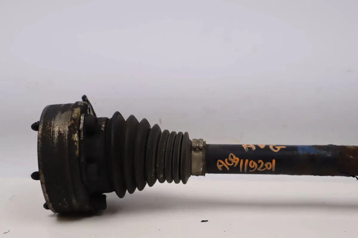Transmission avant gauche Volkswagen GOLF III (1H1) 1.8 (1991-1997) 5 portes occasion