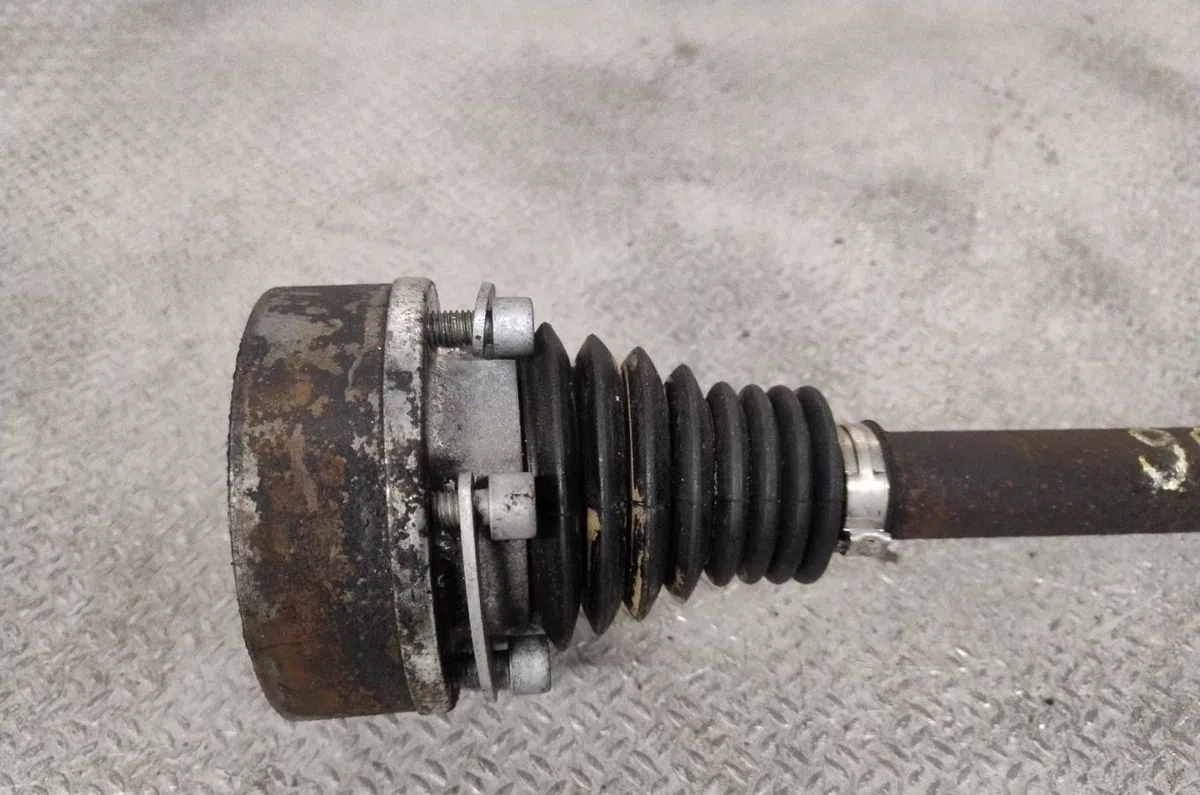 Transmission avant gauche VOLKSWAGEN GOLF PLUS  GOLF PLUS PHASE 1 occasion