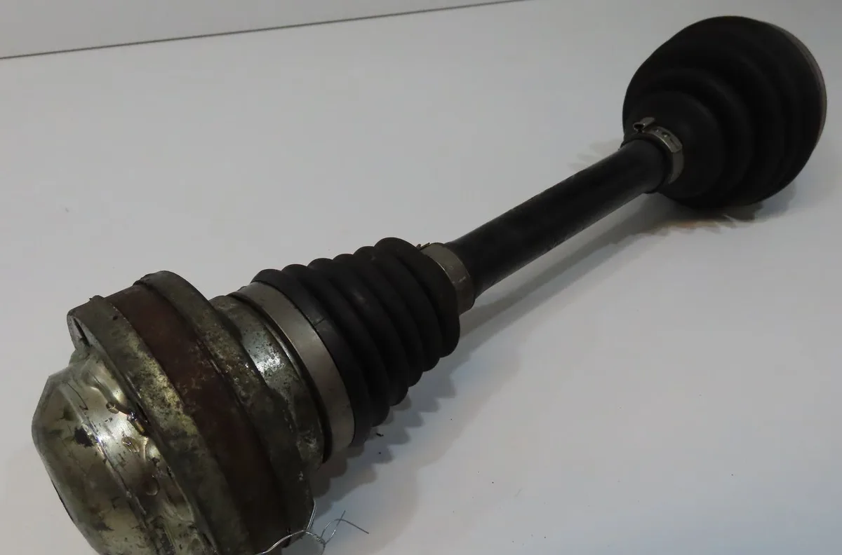 Transmission avant gauche Volkswagen GOLF V (1K1) 2.0 tdi (2003-2008) occasion