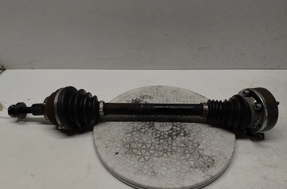 Transmission avant gauche VOLKSWAGEN GOLF V occasion