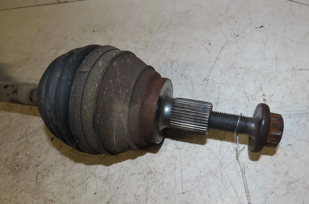 Transmission avant gauche VOLKSWAGEN GOLF VII occasion