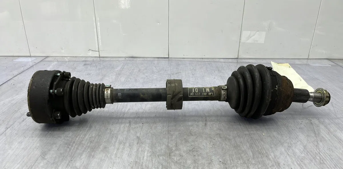 Transmission avant gauche VOLKSWAGEN NEW BEETLE 1 PHASE 1 occasion