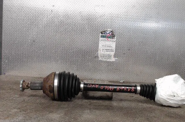 Transmission avant gauche VOLKSWAGEN POLO 5  POLO 5 PHASE 1 occasion