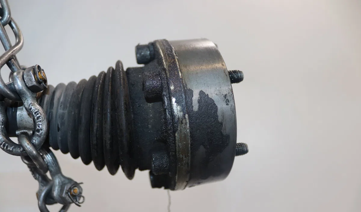 Transmission avant gauche Volkswagen POLO V (6R1, 6C1) 1.6 tdi (2009) 5 portes occasion