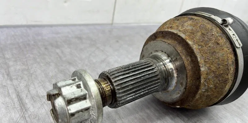 Transmission avant gauche VOLKSWAGEN TOUAREG 1 PHASE 2 occasion