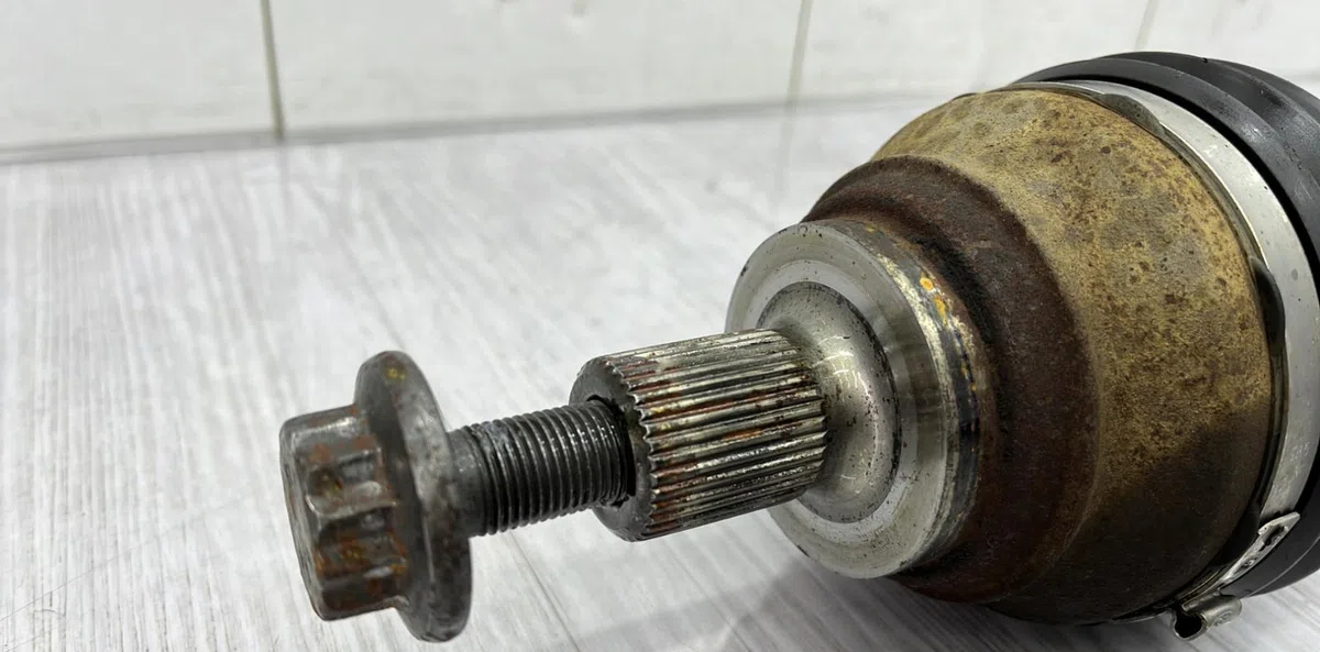 Transmission avant gauche VOLKSWAGEN TOURAN 3 occasion