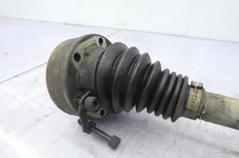 Transmission avant gauche VOLKSWAGEN VENTO occasion