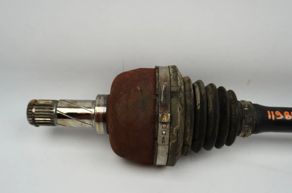 Transmission avant gauche Volvo V70 II (285) D5 awd (2002-2007) occasion