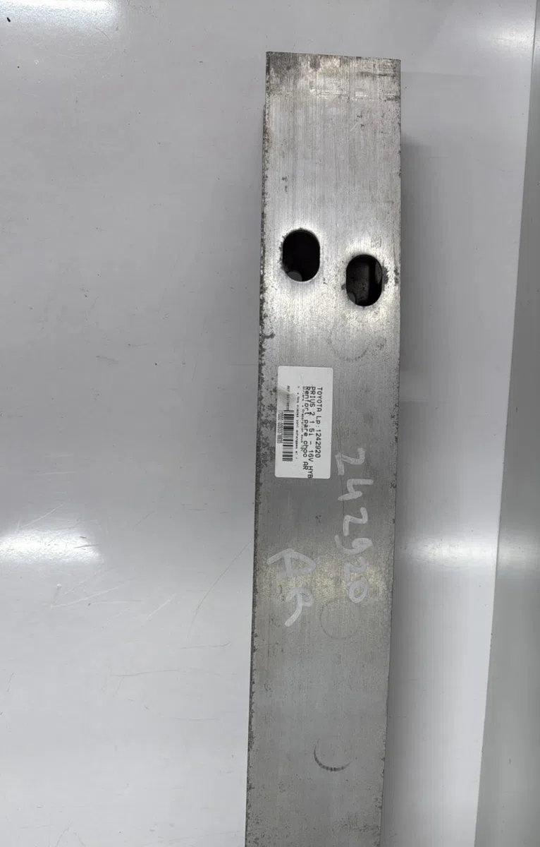 Traverse ar Toyota PRIUS Liftback (_W2_) 1.5 hybrid (nhw20_) (2003-2009) occasion