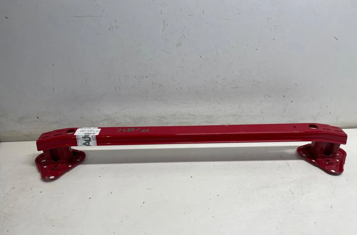 Traverse ar Toyota YARIS (_P9_) 1.0 vvt-i (ksp90_) (2005-2011) 5 portes occasion
