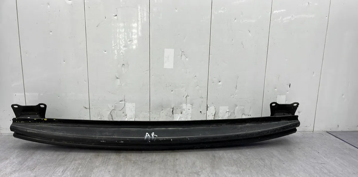 Traverse ar VOLKSWAGEN SCIROCCO 3 PHASE 1 COUPE occasion