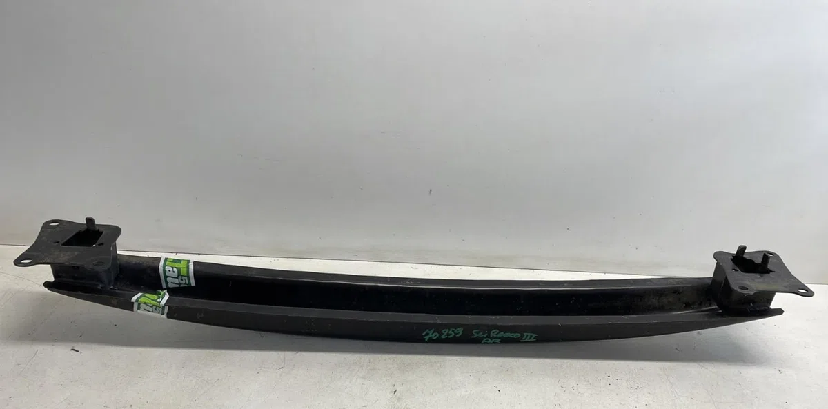 Traverse ar Volkswagen SCIROCCO III (137, 138) 2.0 tdi (2010-2017) occasion