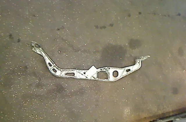 Traverse inférieure armature avant Audi A4 B8 Avant (8K5) 2.0 tdi (2008-2015) occasion