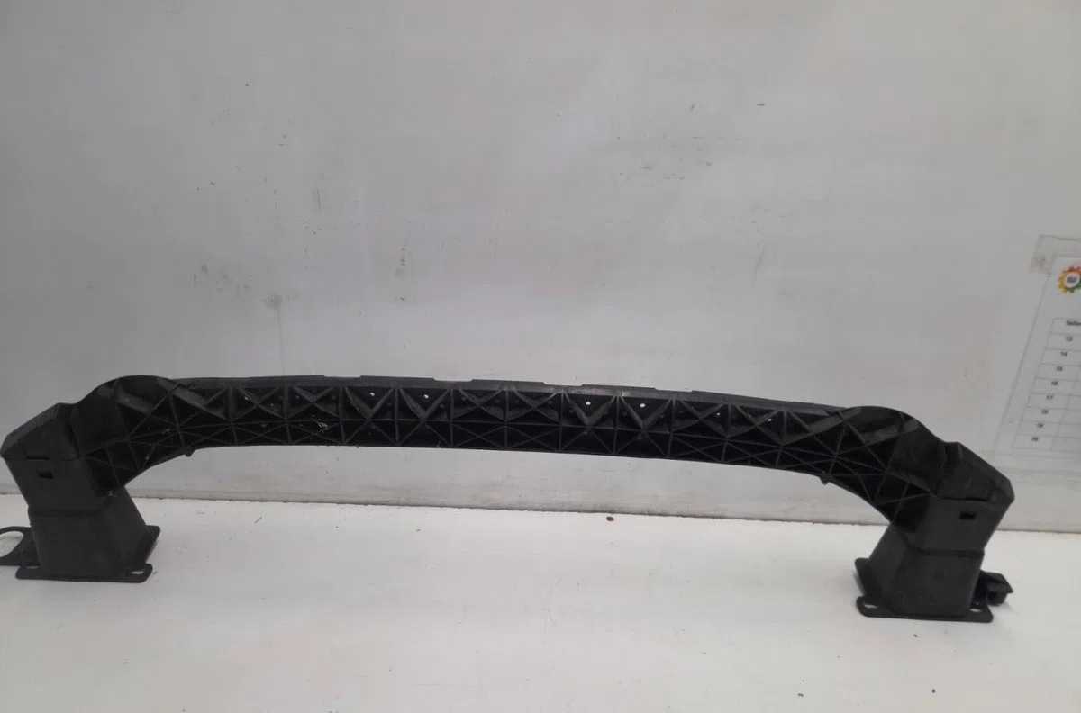 Traverse inférieure armature avant CITROEN C4 2 PHASE 1 occasion