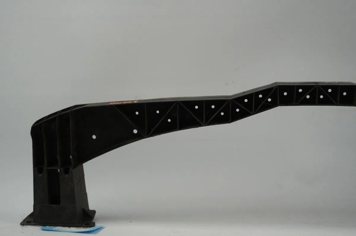 Traverse inférieure armature avant Citroen C4 I (LC_) 1.6 hdi (2004-2011) 5 portes occasion