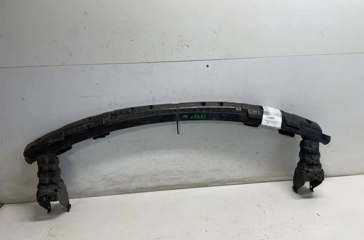 Traverse inférieure armature avant Citroen C8 (EA_, EB_) 2.0 hdi 135 (2006) occasion
