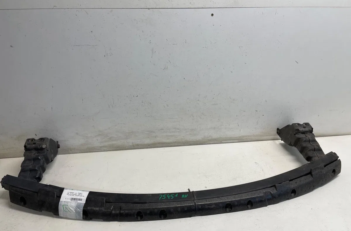 Traverse inférieure armature avant Citroen C8 (EA_, EB_) 2.0 hdi 135 (2006) occasion