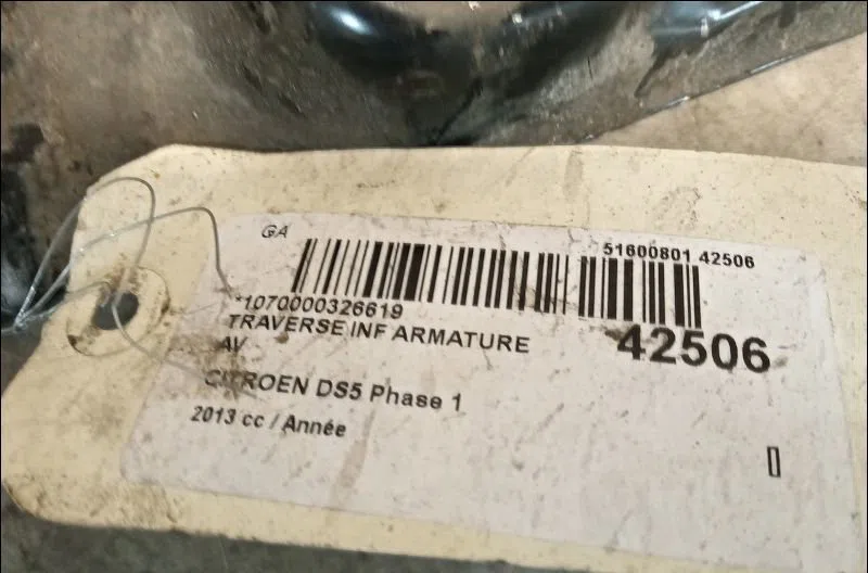 Traverse inférieure armature avant Citroen DS5 2.0 hdi 165 hybrid4 4x4 (2011-2015) 5 portes occasion