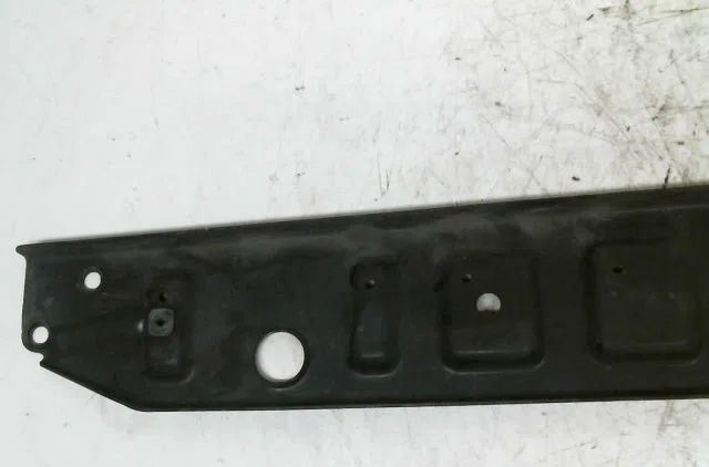Traverse inférieure armature avant FORD MONDEO occasion