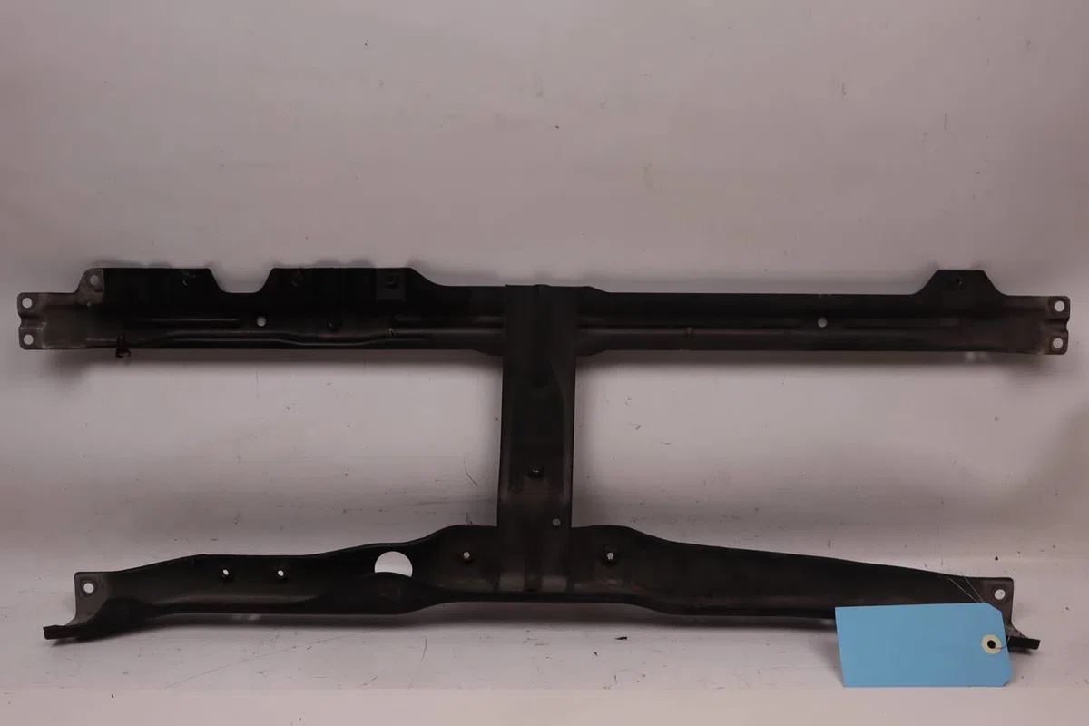 Traverse inférieure armature avant Hyundai ATOS (MX) 1.0 i (1998-2000) occasion