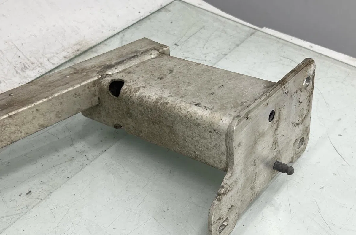 Traverse inférieure armature avant OPEL GRANDLAND X 1 PHASE 1 occasion