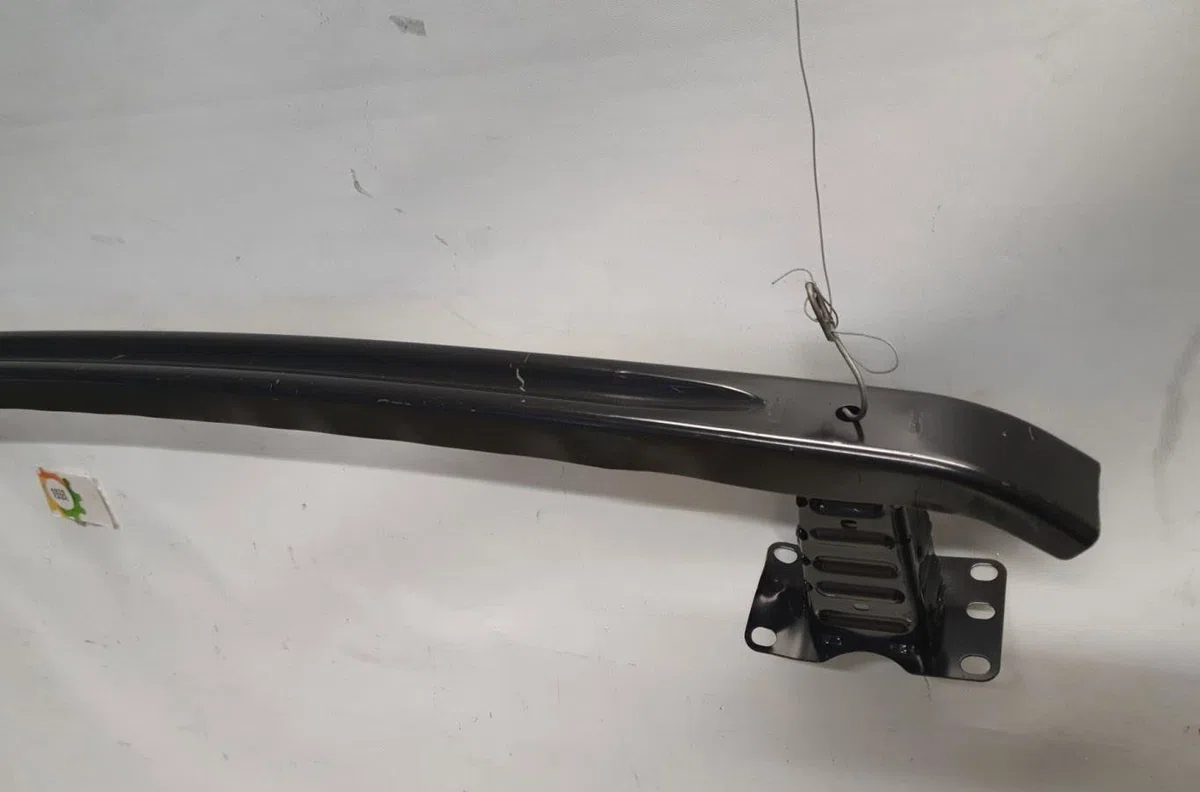 Traverse inférieure armature avant PEUGEOT 407 PHASE 2 occasion
