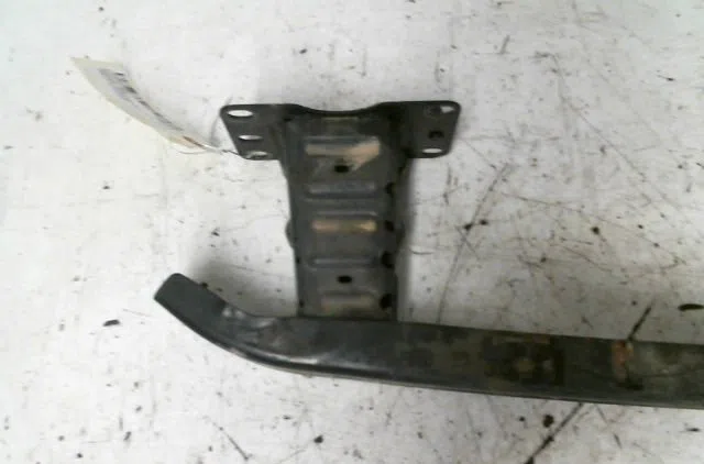 Traverse inférieure armature avant Peugeot 407 SW (6E_) 1.6 hdi 110 (2004-2010) 5 portes occasion