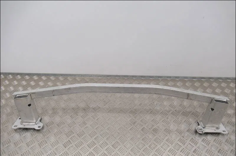 Traverse inférieure armature avant Peugeot 5008 II (MC_, MJ_, MR_, M4_) 1.5 bluehdi 130 (mcyhzj, mcyhzr, mcyhzx) (2018) 