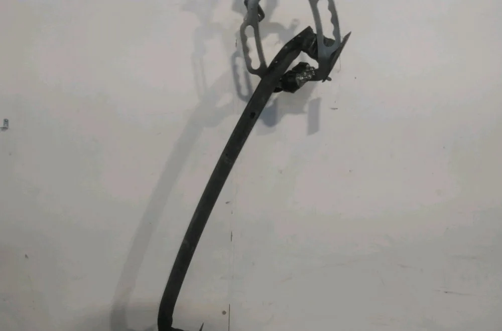 Traverse inférieure armature avant Peugeot 508 SW I (8E_) 2.0 bluehdi 150 (2014-2018) occasion