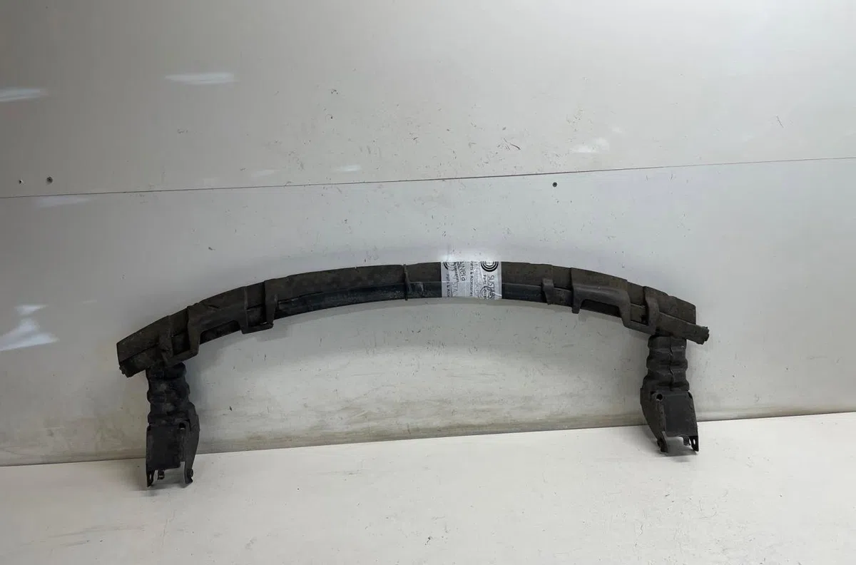 Traverse inférieure armature avant Peugeot 807 (EB_) 2.2 hdi (2002) occasion