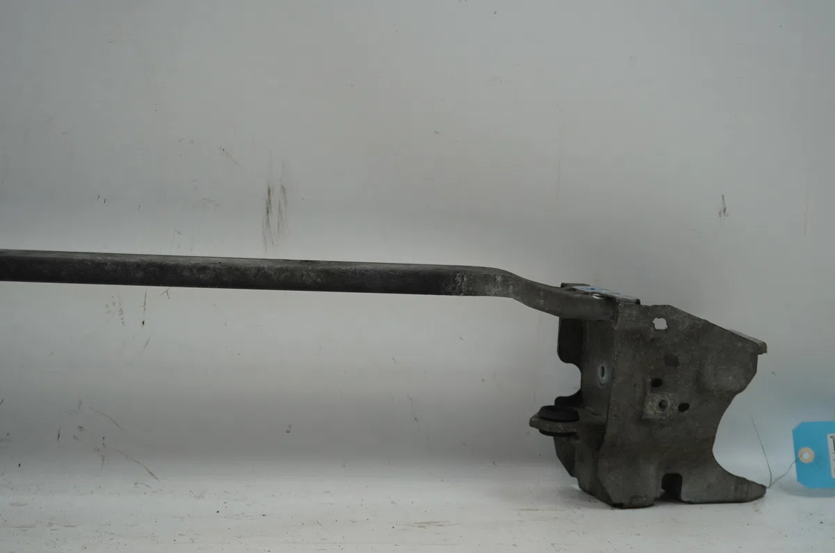 Traverse inférieure armature avant Renault ESPACE IV (JK0-1_) 2.0 dci (jk03, jk04, jk1c, jk1g, jk1j, jk1k) (2006) 5 port