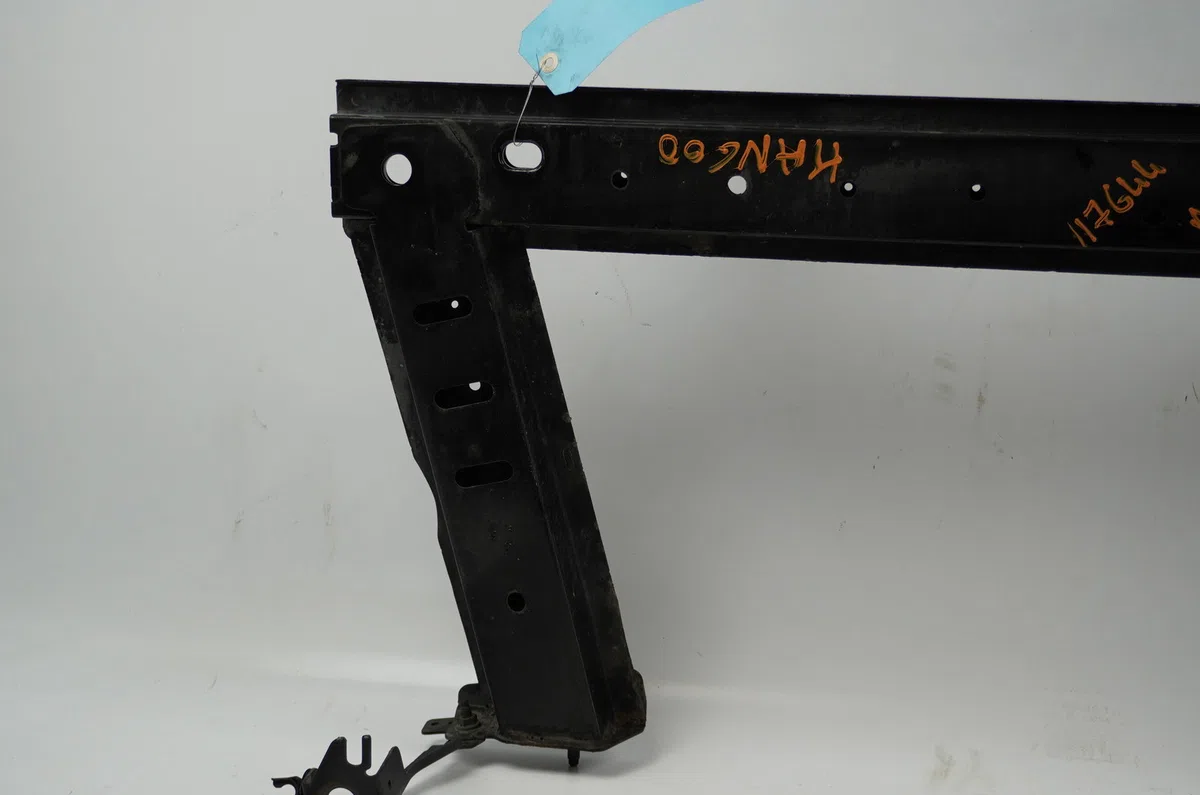 Traverse inférieure armature avant Renault KANGOO - GRAND KANGOO II (KW0-1_) 1.5 dci 110 (kw06, kw12) (2013) occasion
