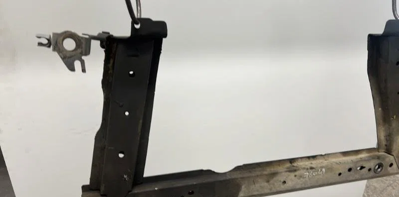 Traverse inférieure armature avant RENAULT MEGANE 2 PHASE 2 occasion
