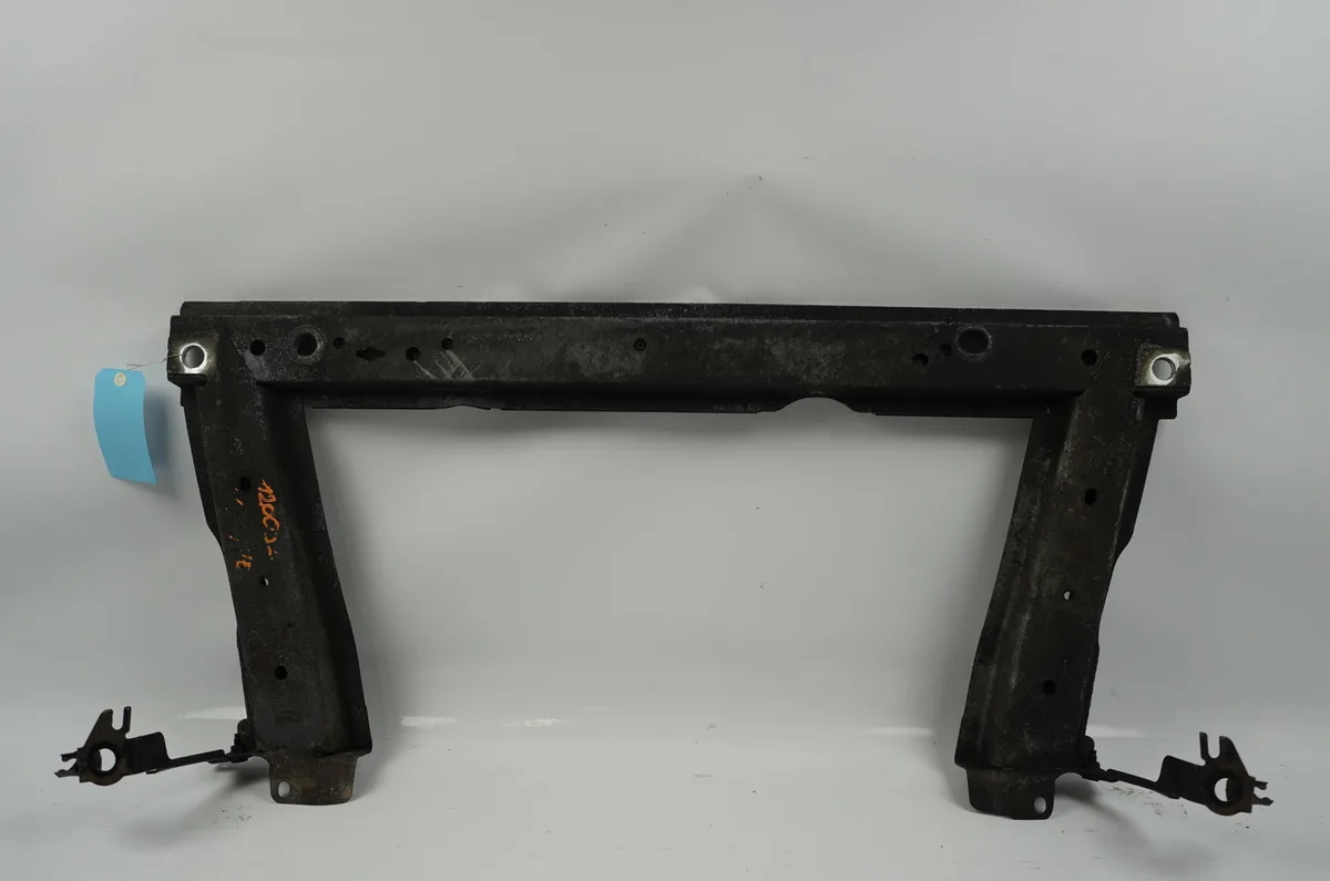 Traverse inférieure armature avant Renault MEGANE II (BM0-1_, CM0-1_) 1.5 dci (bm1f, cm1f) (2005-2008) occasion