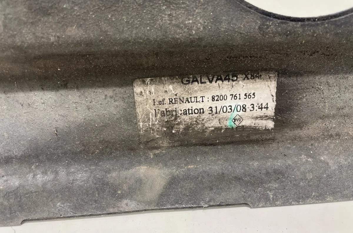 Traverse inférieure armature avant Renault SCÉNIC II (JM0-1_) 1.5 dci (jm1e, jm16) (2005-2008) 5 portes occasion