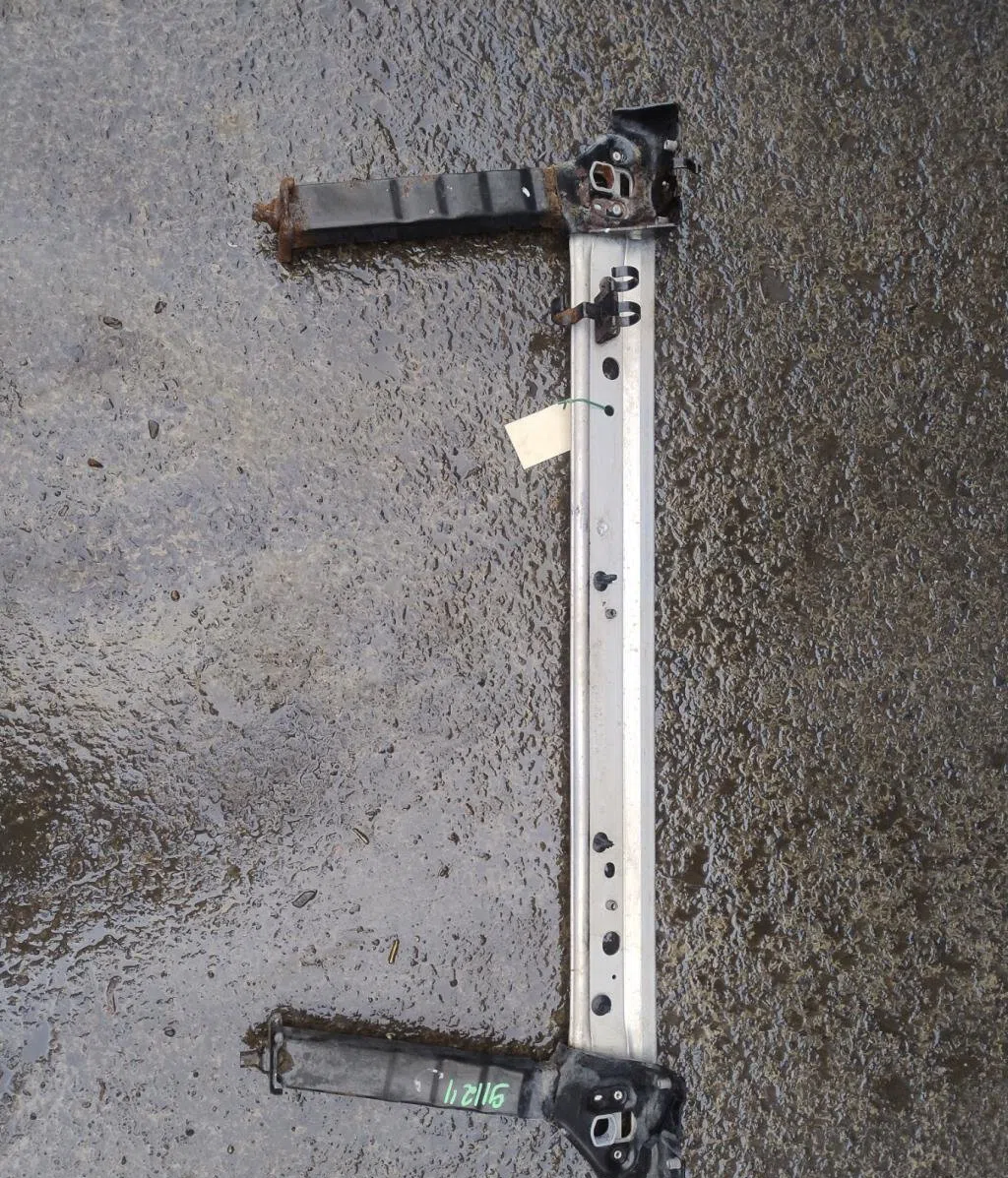 Traverse inférieure armature avant Renault SCÉNIC III (JZ0-1_) 1.5 dci (2009) 5 portes occasion