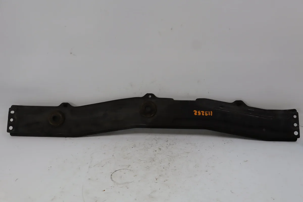 Traverse inférieure armature avant Suzuki ALTO VII (GF) 1.0 (amf310) (2009) occasion