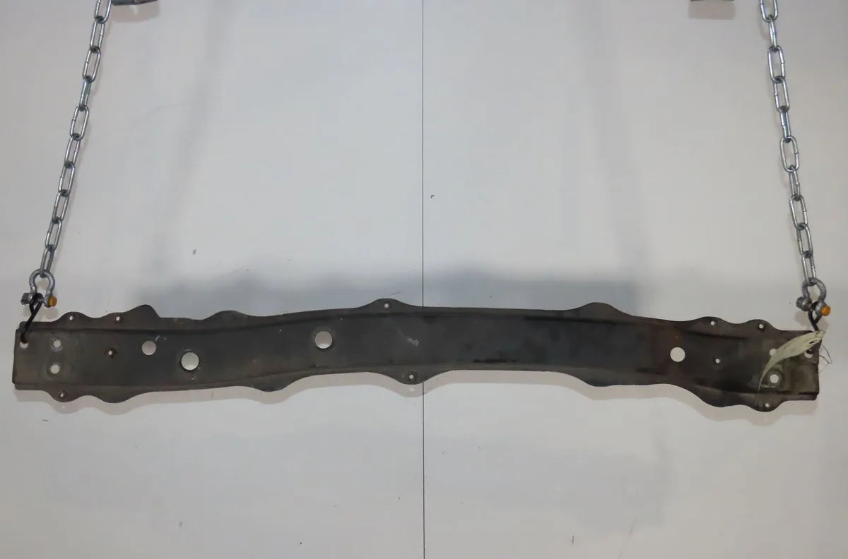 Traverse inférieure armature avant Toyota AYGO (_B4_) 1.0 (kgb40) (2014) occasion